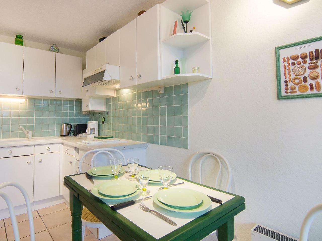 Apartment Les Jardins De La Mer-2 By Interhome Cavalaire-sur-Mer Exteriör bild